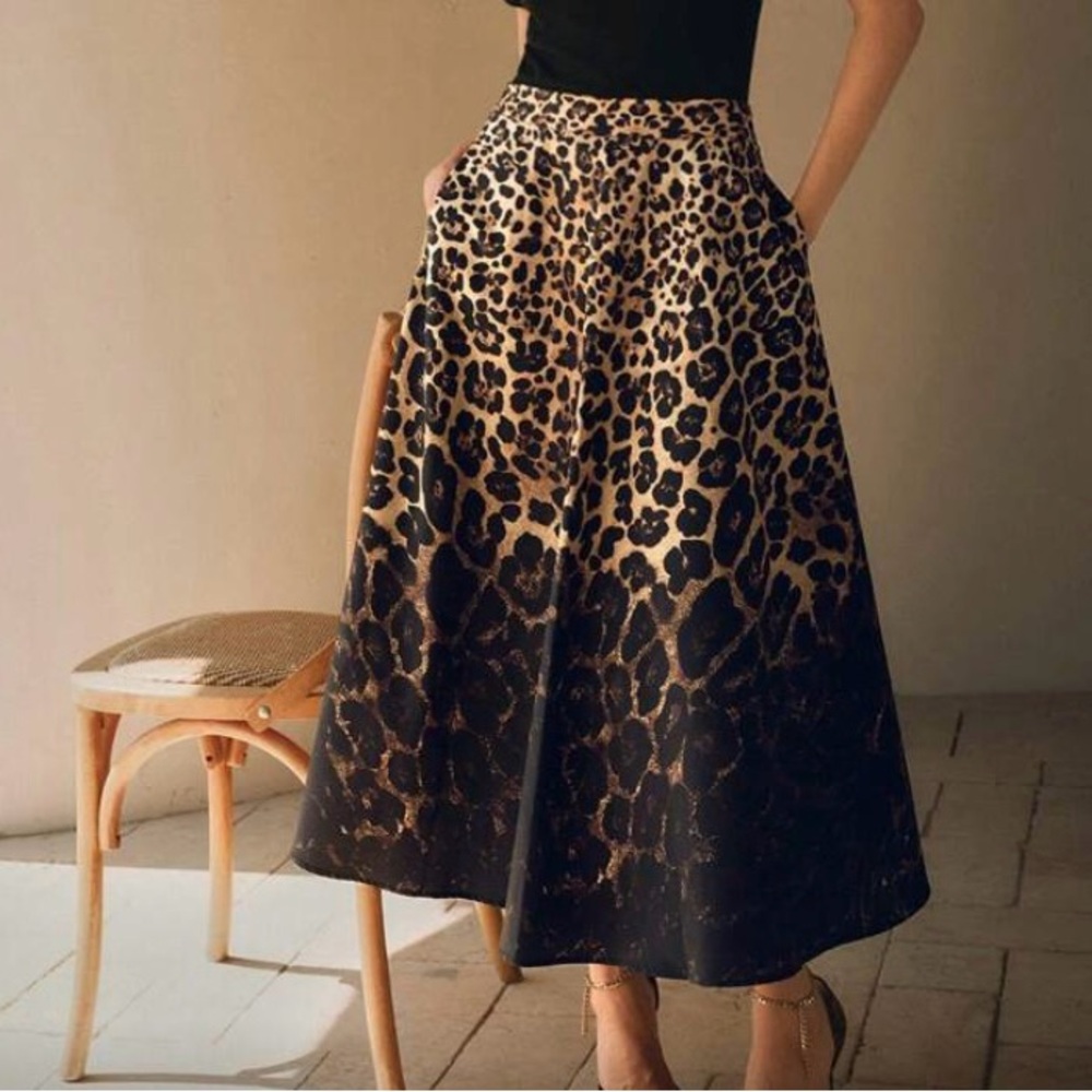 Chic Leopard Print A-Line Skirt